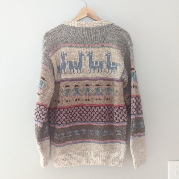 Vintage Wool Llama Sweater made in Peru - Picture 6 of 7